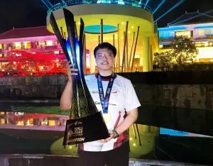 Eville Adit Rosenda pelatih baru Evos Glory (FOTO: Instagram.com/@evos.eville)