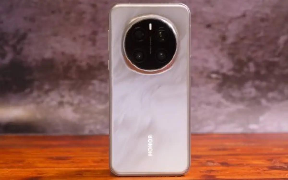 Honor Magic7 Pro Global Mulai Kebagian Update MagicOS 10 Android 16 (FOTO: gsmarena)