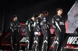 Mengapa RRQ Hoshi Terpuruk di Dasar Klasemen MPL ID S17?(FOTO: MOONTON)