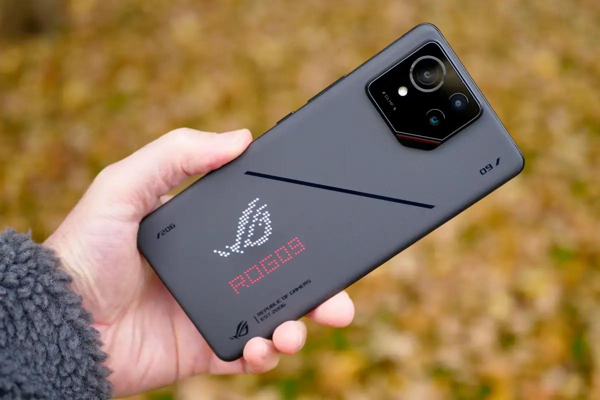 8 HP RAM Besar Terbaik 2026 yang Siap Babat Aktivitas Ekstrem, Anti Lagging(FOTO: ASUS)