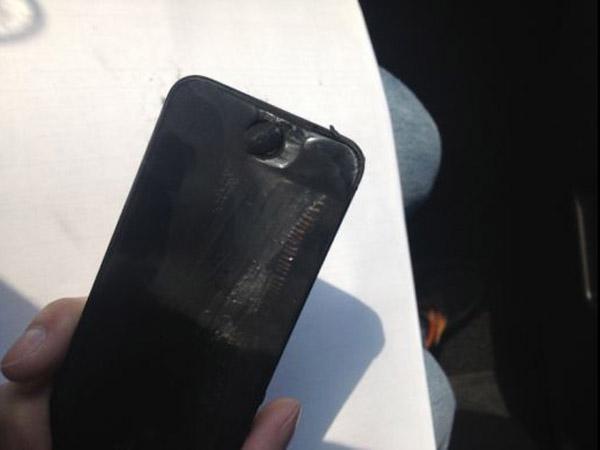 Waduh, iPhone 5 Bisa Tiba-Tiba Meledak Sendiri!